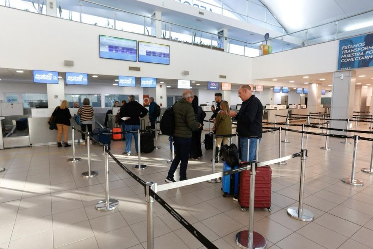 el Aeropuerto de Rosario suma frecuencias a Chapelco