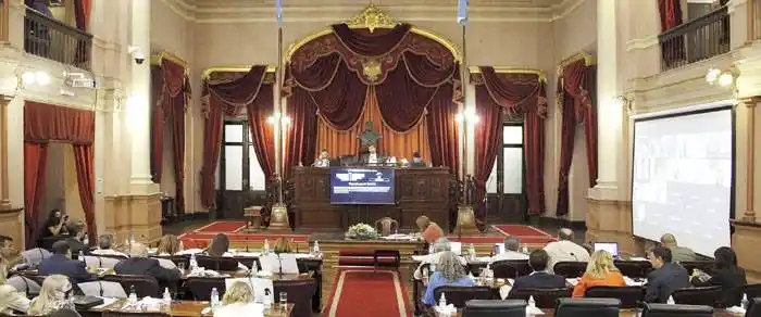 Desarrollo Social y Salud destacaron la sanción de la Ley de Residencias  Gerontológicas de Larga Estadía