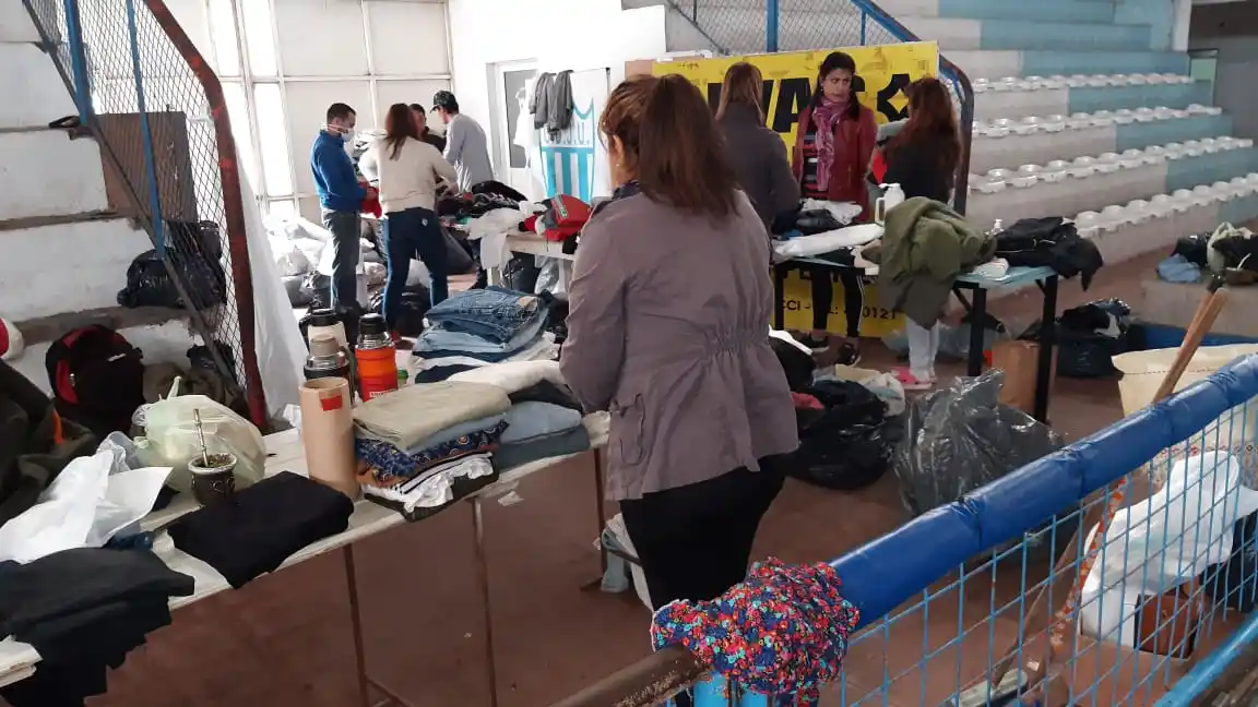 La Campaña Abrigaditos reunió una importante cantidad de ropa de abrigo, mantas y calzado