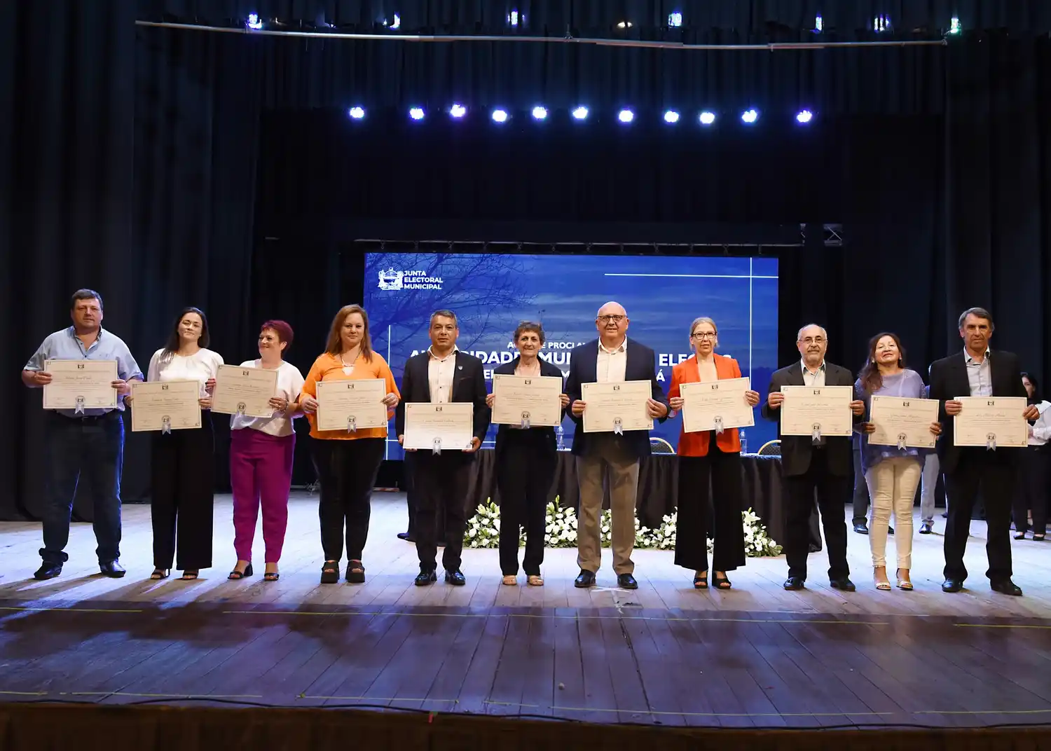 El viernes se entregaron los diplomas a las autoridades electas