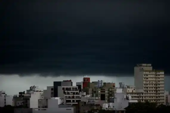 Rige una alerta amarilla por tormentas para el martes en Tandil