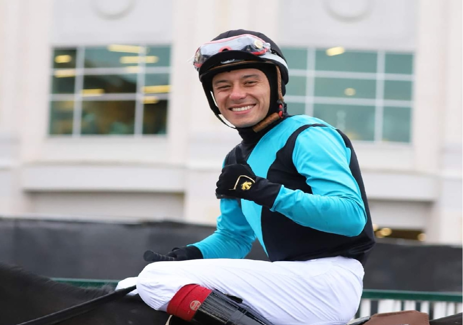 Isaías Ayala, jockey gualeguaychuense en Estados Unidos: “Extraño los asados en familia, pero mi mundo está acá”