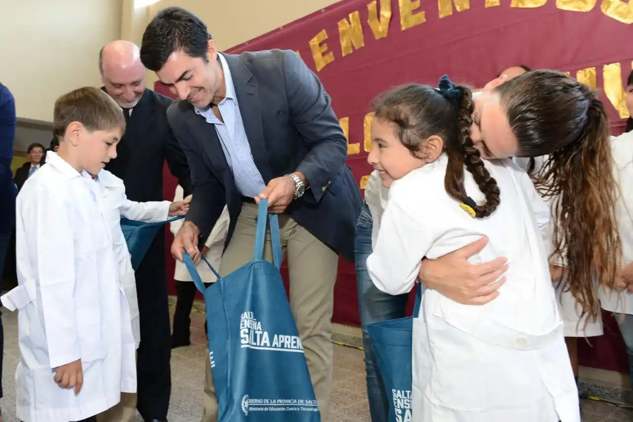 Urtubey inauguró el ciclo lectivo 2018 en Salta