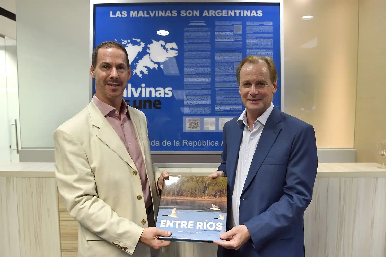 Bordet: "Malvinas es mucho más que memoria, es futuro"