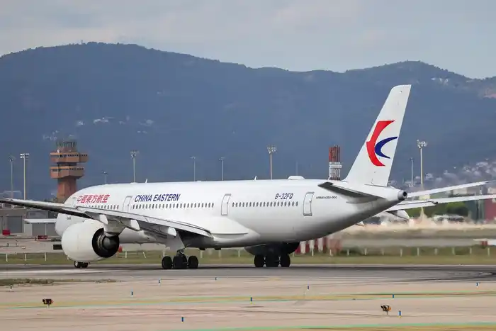 Autorizaron a una empresa china a operar en el país y realizará el vuelo comercial más largo del mundo