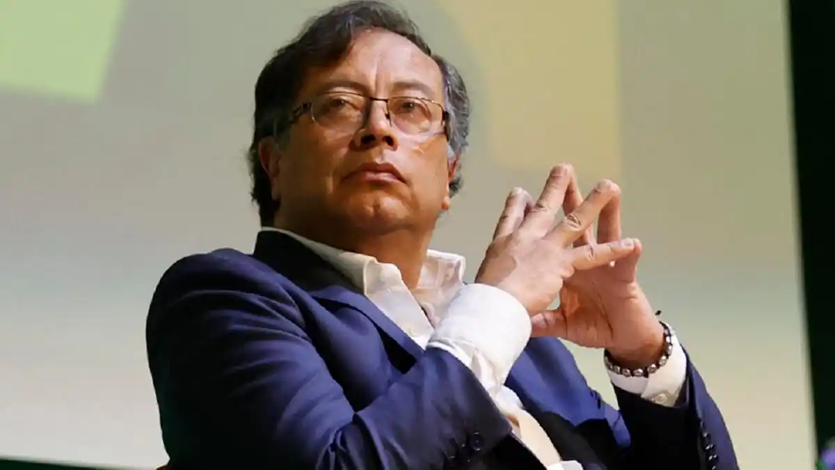 GUSTAVO PETRO OFRECE CORREDOR HUMANITARIO para  retorno de venezolanos repatriados desde EE.UU.