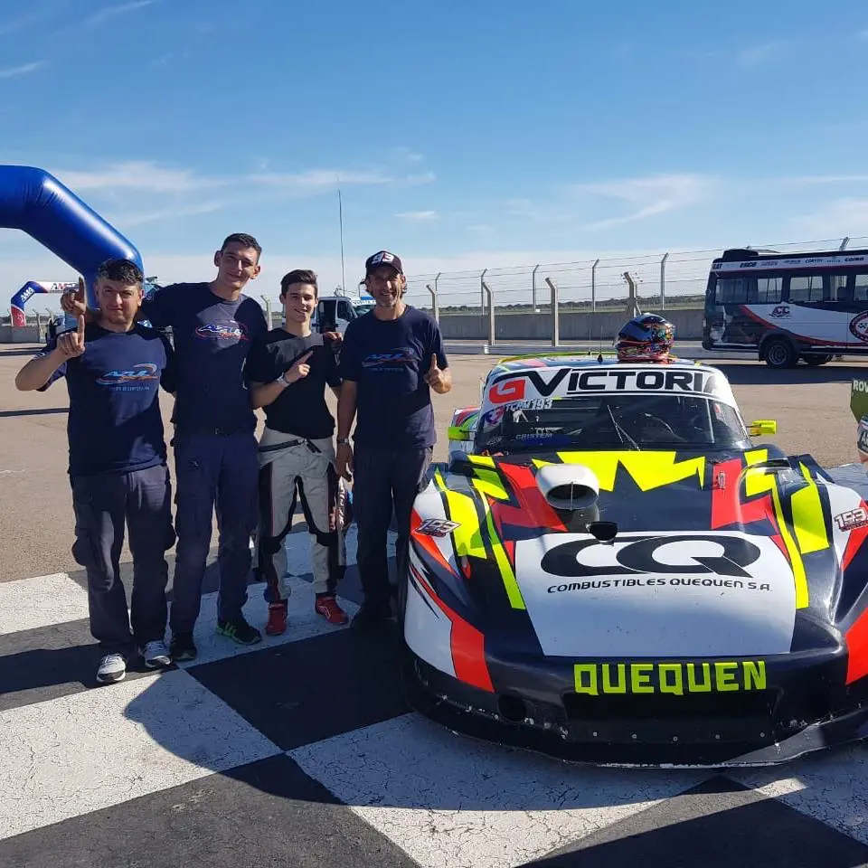 El Azul Sport Team busca otra alternativa en su taller