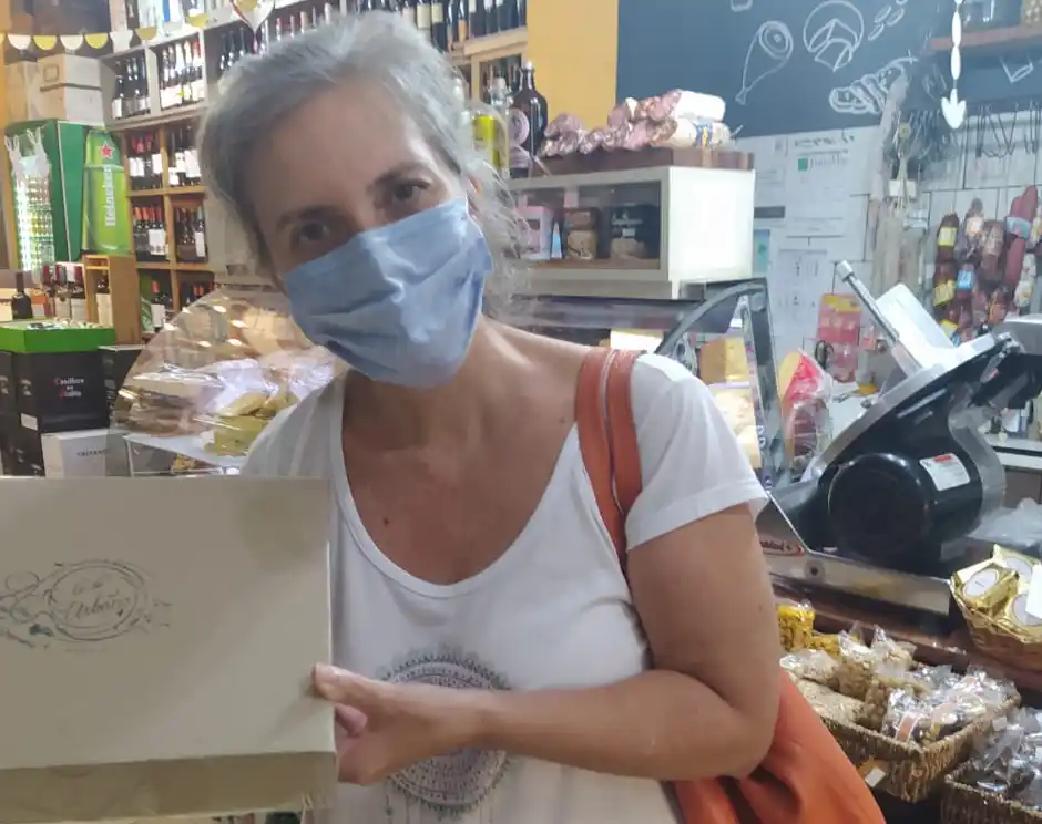 Elba ganó los sandwiches de miga gourmet de Lo De Urbano