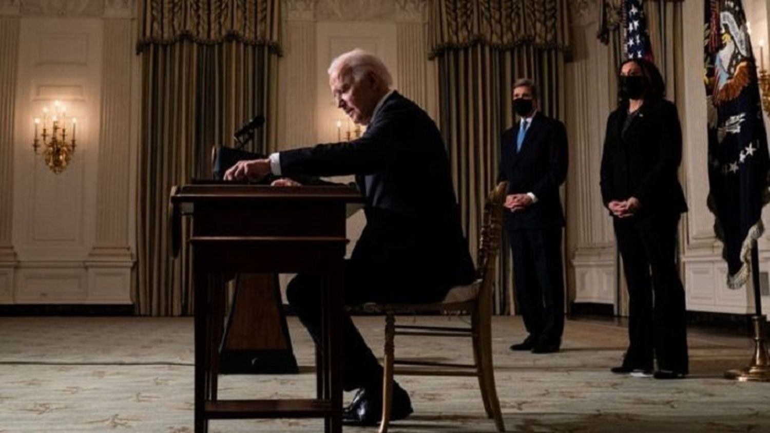 Biden tiene la intención de revisar las sanciones hacia Venezuela, según experto