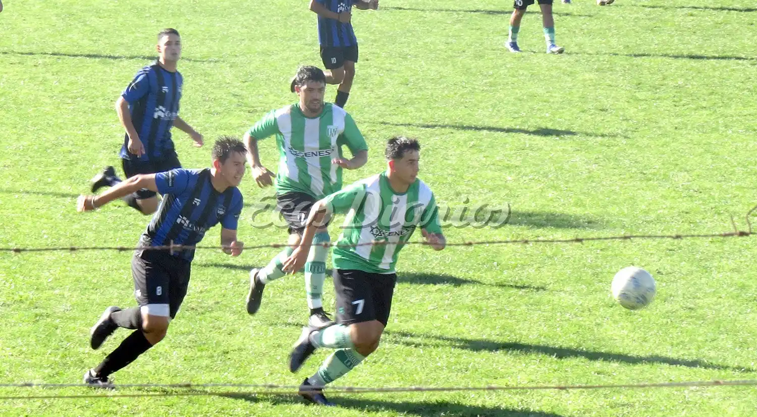 Villa del Parque obtuvo una valiosa victoria de la mano de los pibes