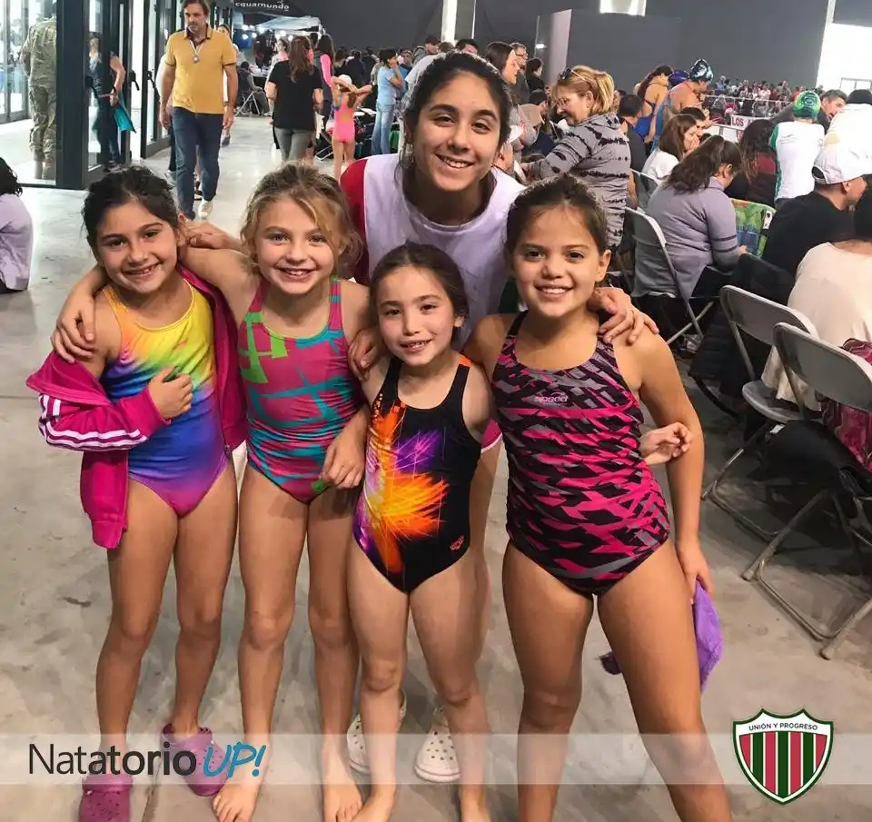  La natación de Unión se desdobló en dos ciudades