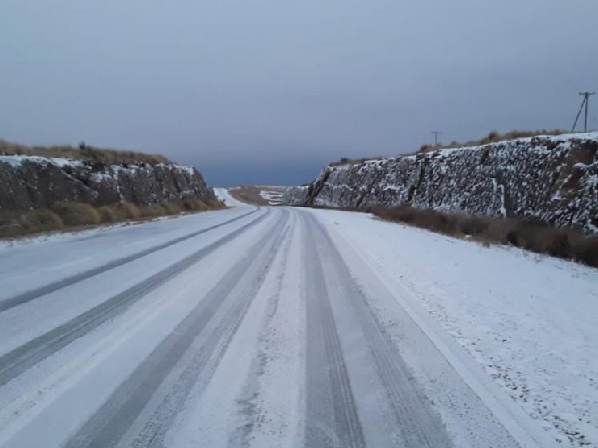 Por acumulación de nieve, continúa interrumpido el Camino de las Altas Cumbres en Córdoba
