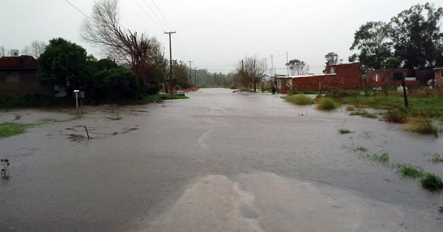 Hay ocho personas evacuadas por las intensas precipitaciones