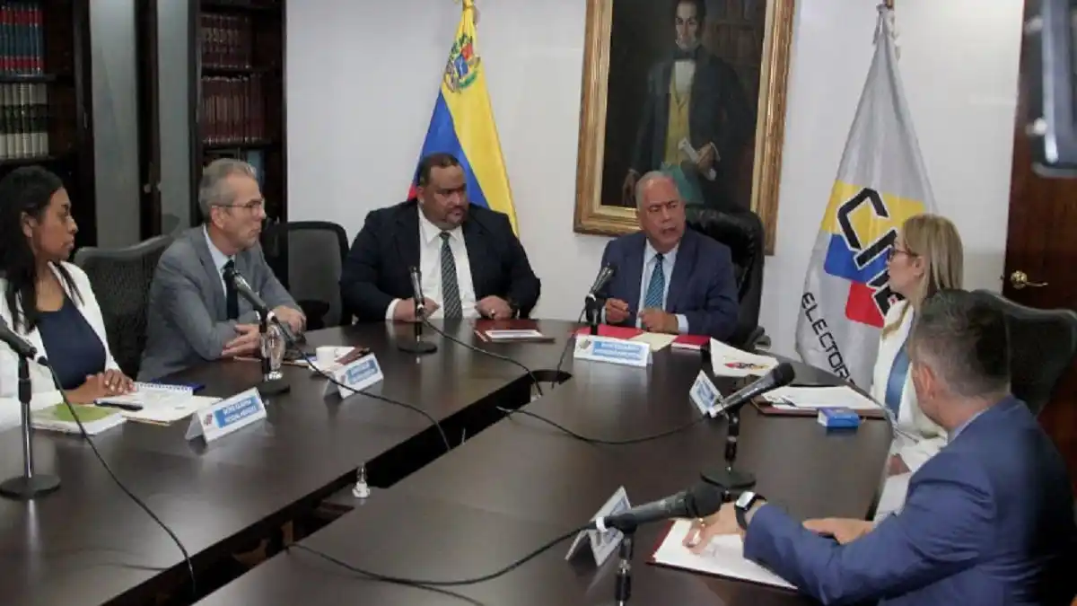 EL CNE da luz verde a 34 partidos para participar en las presidenciales ¿Cuáles son?