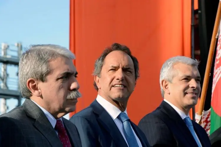 Scioli rechazó la denuncia contra Aníbal y no asistirá a un acto de Domínguez