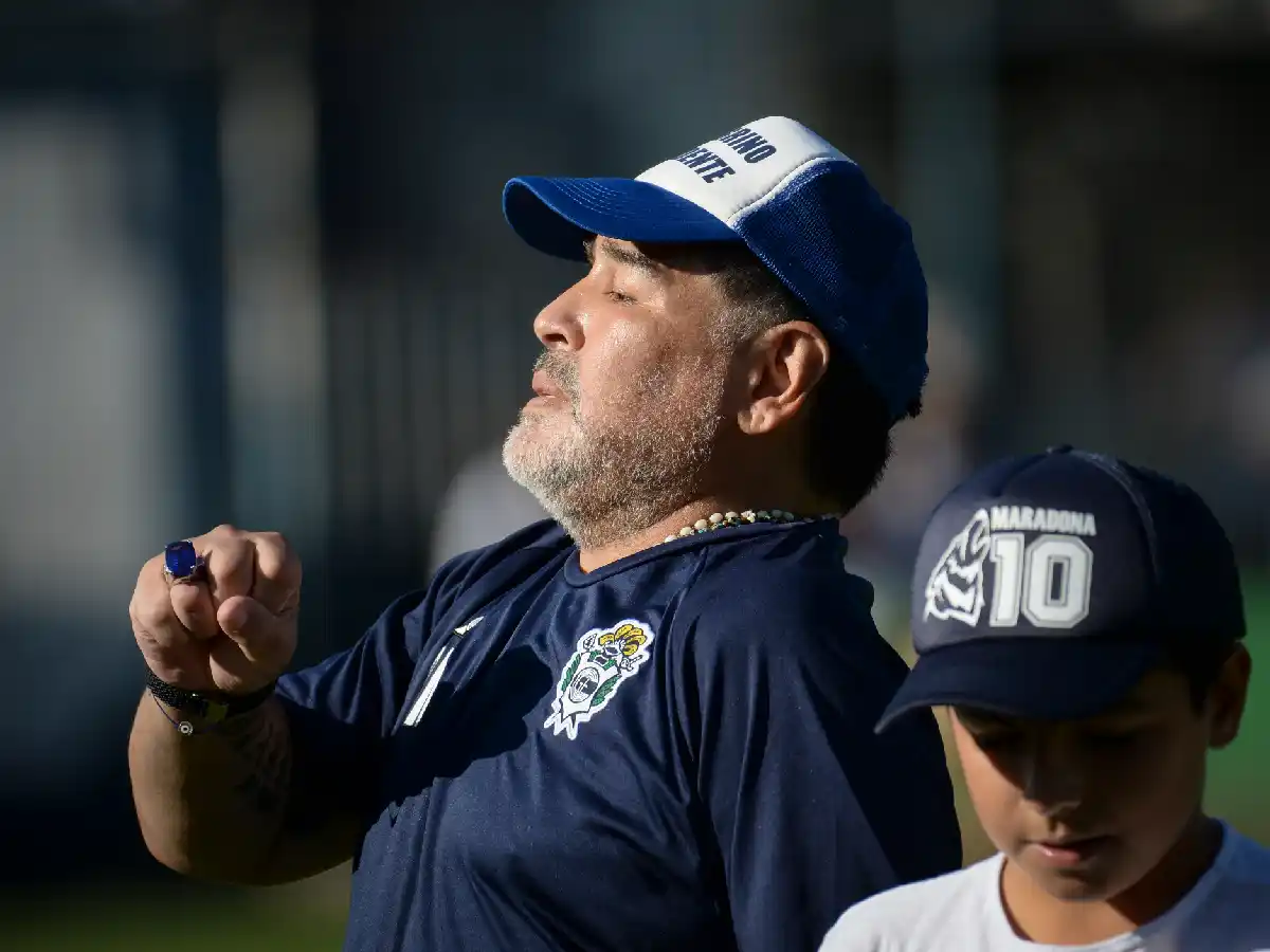 Diego rompió el hechizo en El Bosque