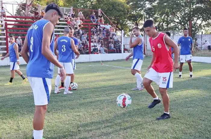 Mañana duelo de �SLobos⬝ en Concepción del Uruguay