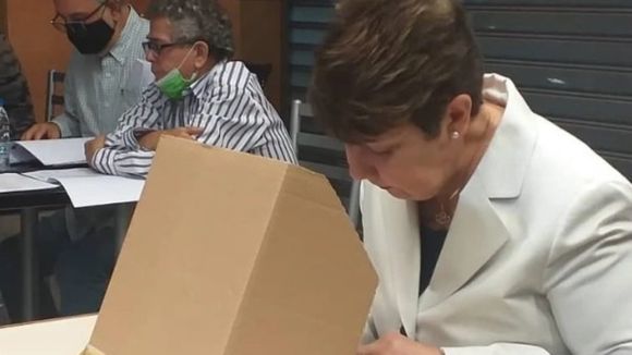 Rectora García Arocha votó en elecciones de la UCV y es optimista de que cierren con alta participación