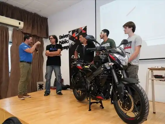 Durante la actividad se destacó la innovación tecnológica aplicada al mundo de la motocicleta. Foto: Gentileza
