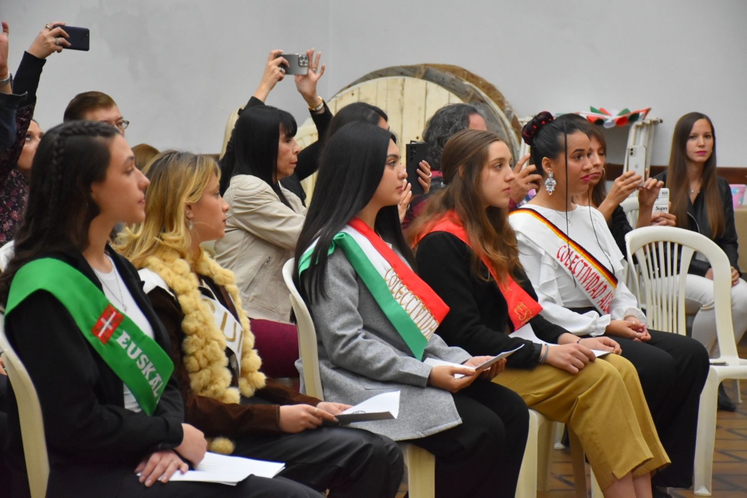 Presentaron las postulantes a reina de las distintas colectividades Fiesta inmigrante en Concordia