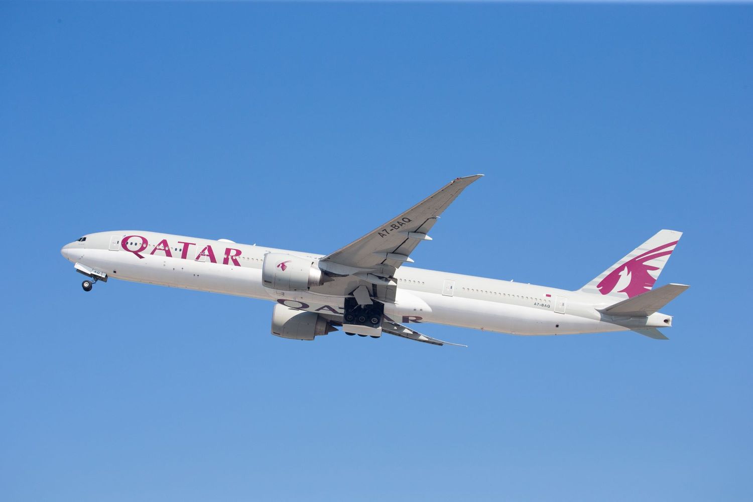 Qatar Airways announces flights to Bogotá and Caracas