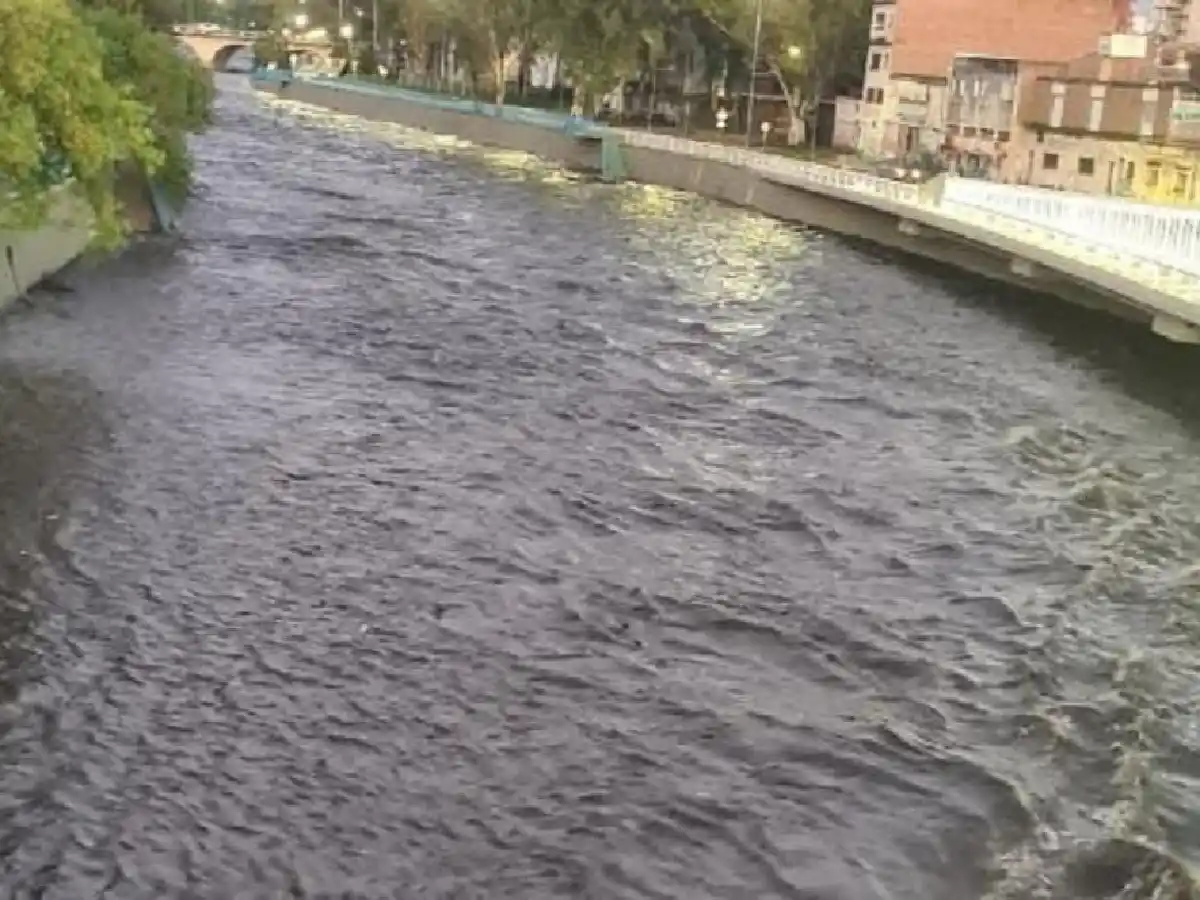 Continúa la búsqueda de hombre que se arrojó desde el Puente Avellaneda
