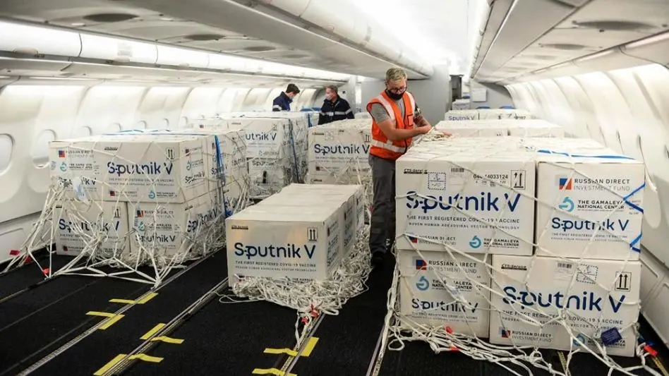 Llegó el decimoséptimo vuelo de Aerolíneas con más de 470 mil dosis de Sputnik V