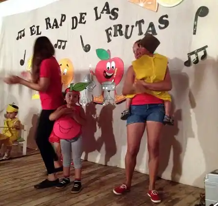 Los cinco jardines municipales realizan sus fiestas de fin de año