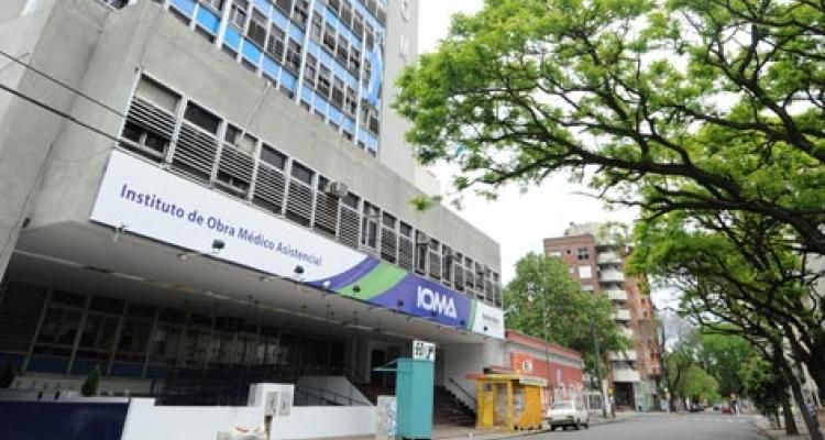 IOMA volvió a subir el valor de la cuota a los afiliados voluntarios. Foto Archivo.