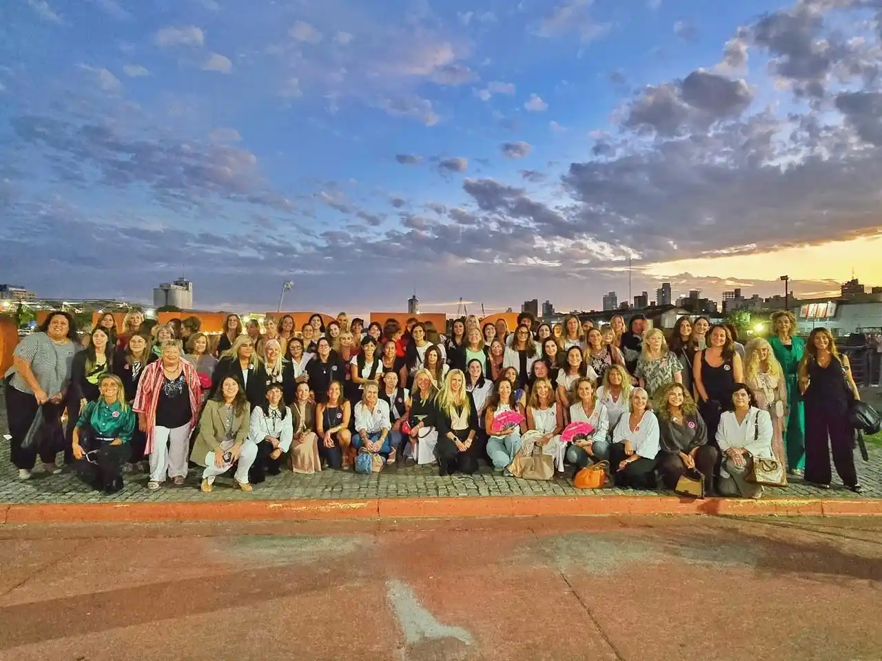 La propuesta reunió a referentes del agro, la industria, el comercio, los servicios, el turismo, la ciencia, la academia y la cultura.