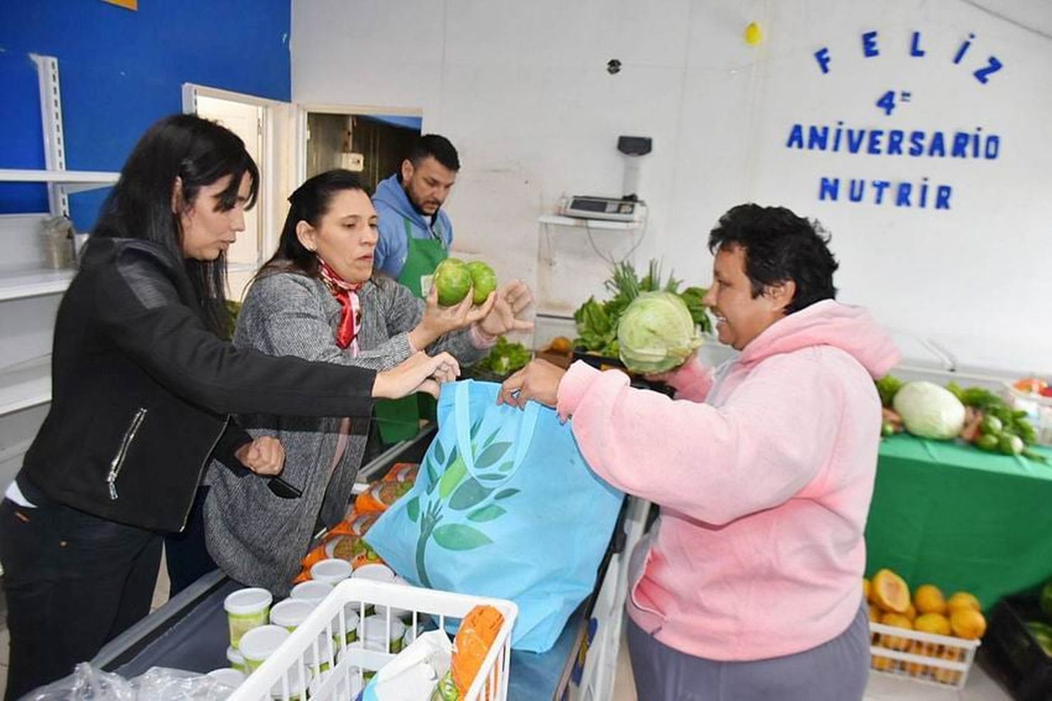 Plan Nutrir: primicia de melones y sandías 
se incorporaron a los bolsones alimentarios