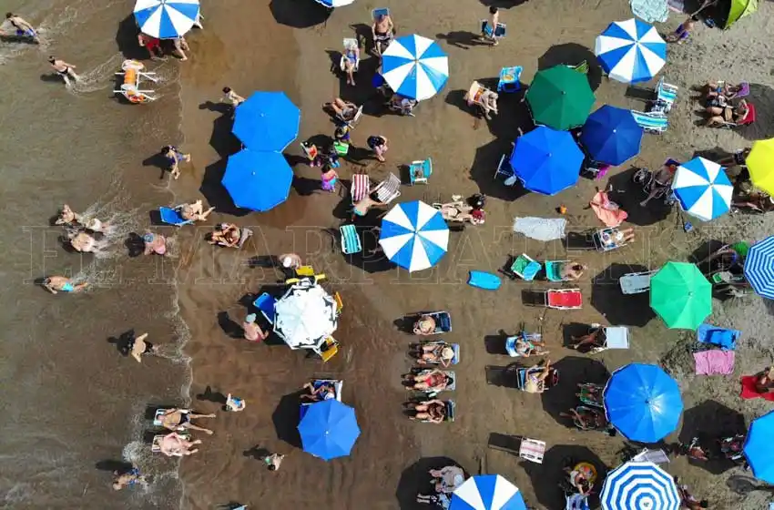 Para los empresarios locales, la baja de tasas en los viajes a Uruguay "es ridícula"