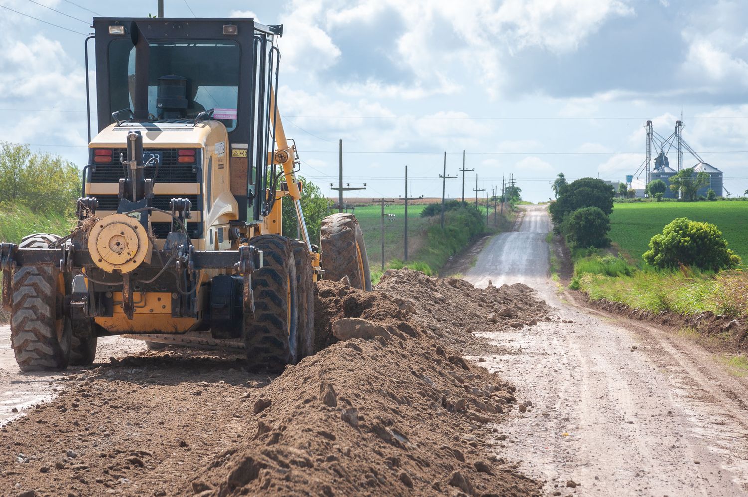 Recuperarán 50 equipos viales para los caminos de Gualeguaychú y otros 13 departamentos