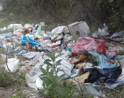 Siguen formándose microbasurales en la ciudad 