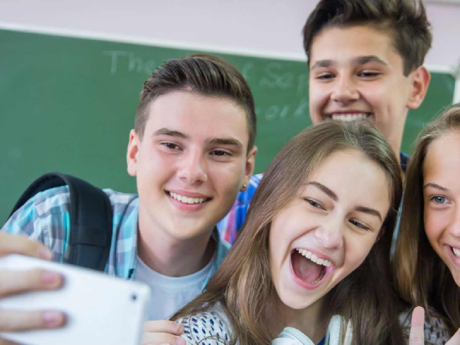  Dictan taller de habilidades para la vida: aprender a hacer con la participación activa