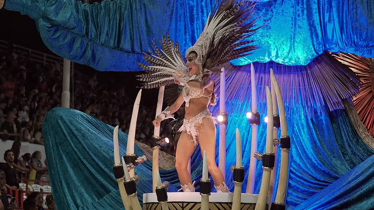 ¿Carnaval con 3, 4  o 5 comparsas?: Los intereses detrás de cada una de las posturas de los clubes