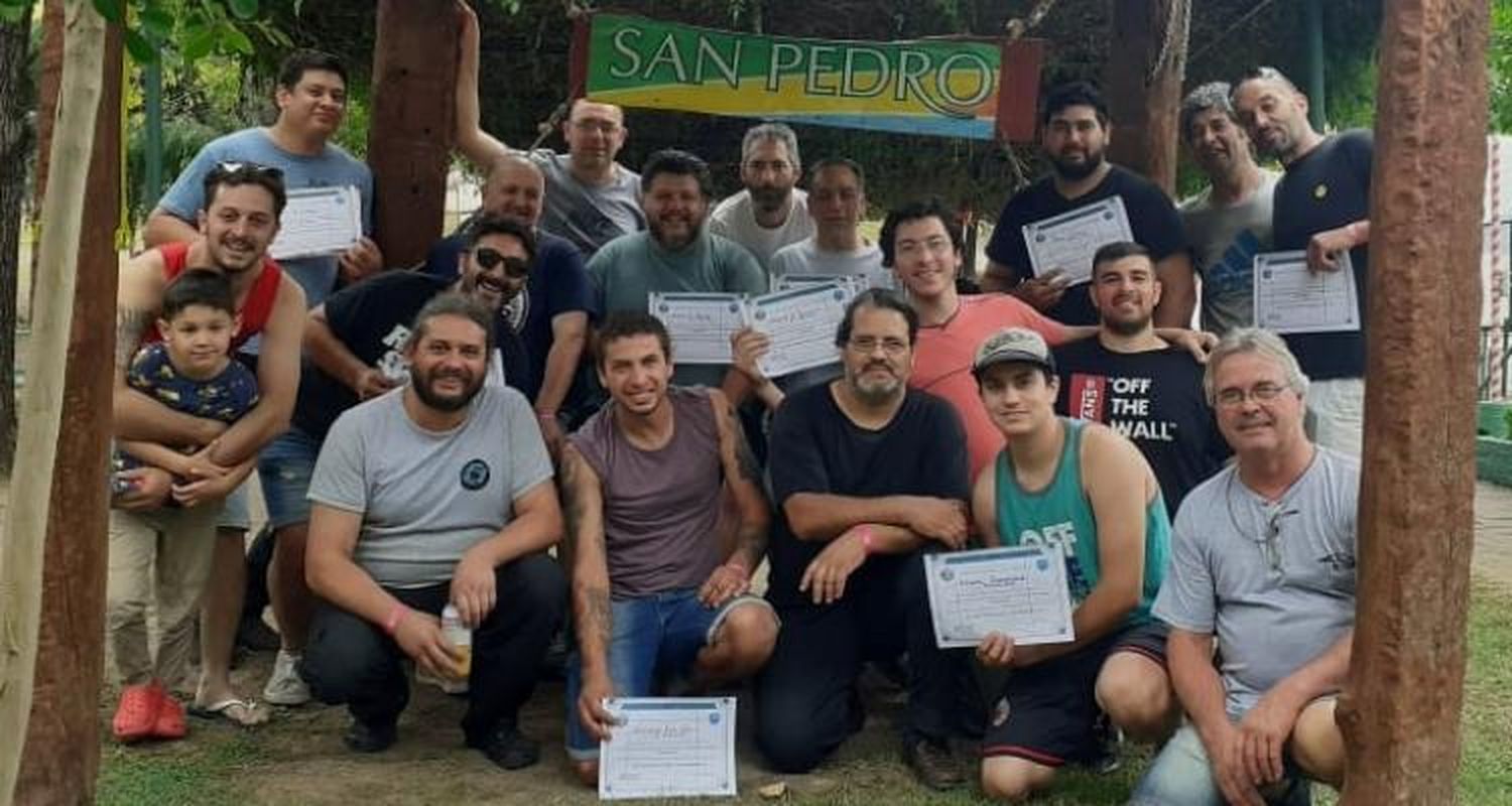 Mecánicos se capacitaron con especialistas en el Complejo Turístico Municipal