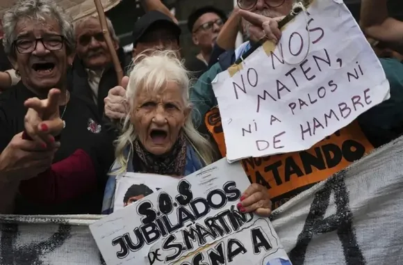 Marcha de jubilados: aplican protocolo antipiquetes