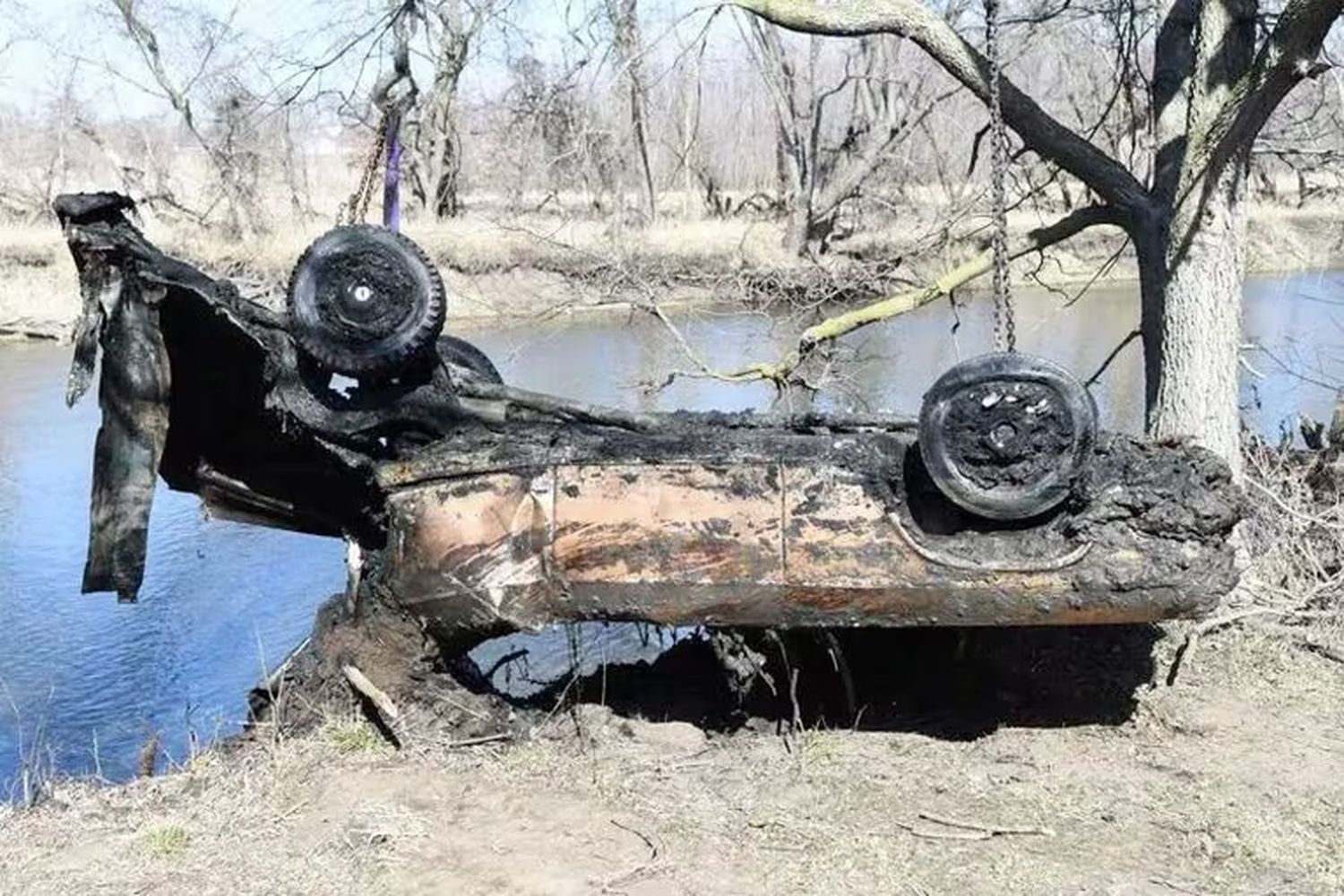 El macabro hallazgo de unos pescadores de Illinois