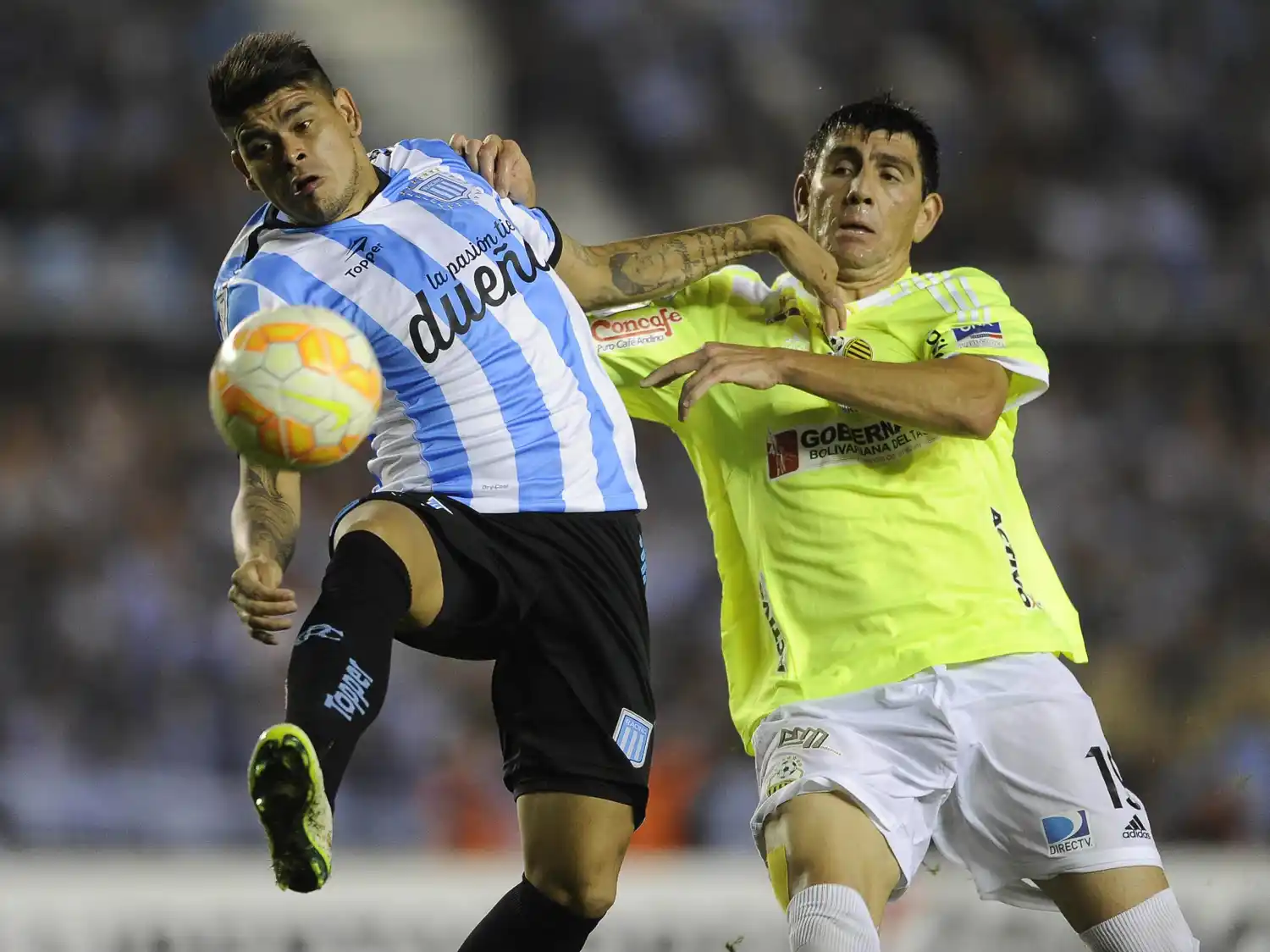Racing lo dio vuelta y clasificó primero