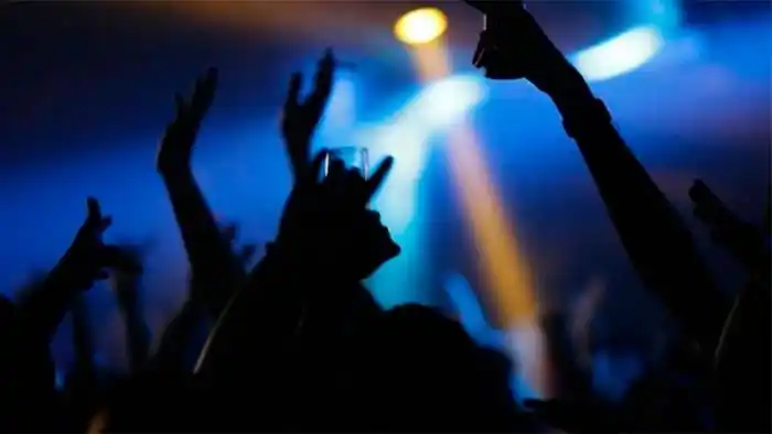 Fiesta clandestina: Notificaron a 12 personas y secuestraron dos vehículos