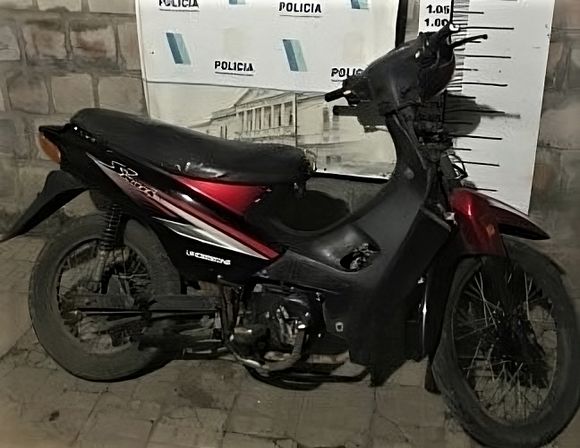 Encontraron una moto abandonada en inmediaciones de Arcor