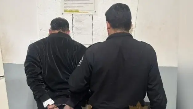Emboscada policial: frustraron una estafa telefónica, esperaron al sospechoso de extorsión y lo capturaron