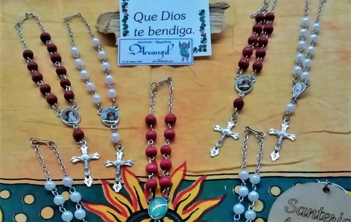 Subsidio para pequeños emprendedores: el proyecto de Angélica, titular de una santería