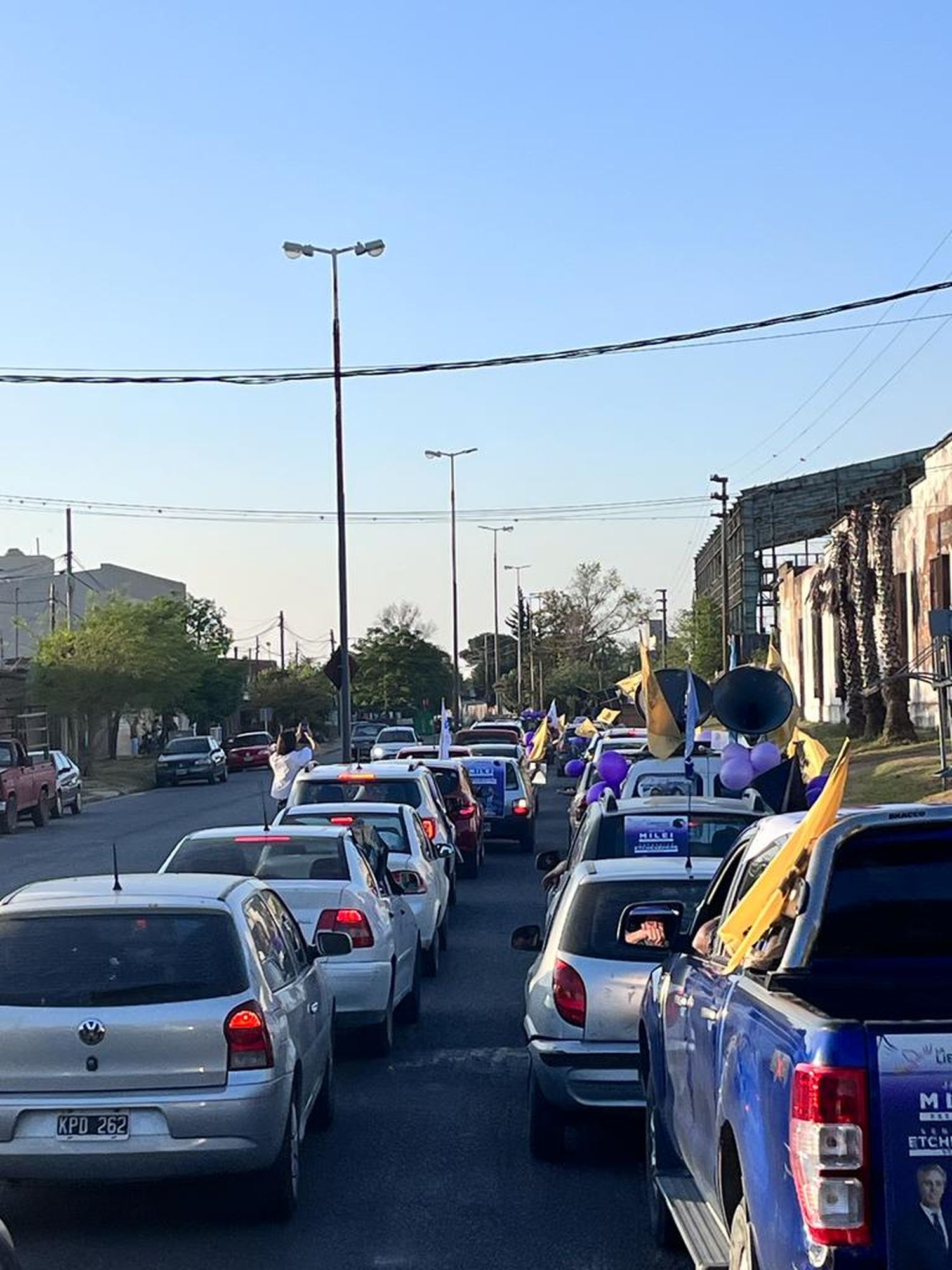 Sebastián Etchevehere cerró su campaña con una caravana que se replicó en Gualeguaychú