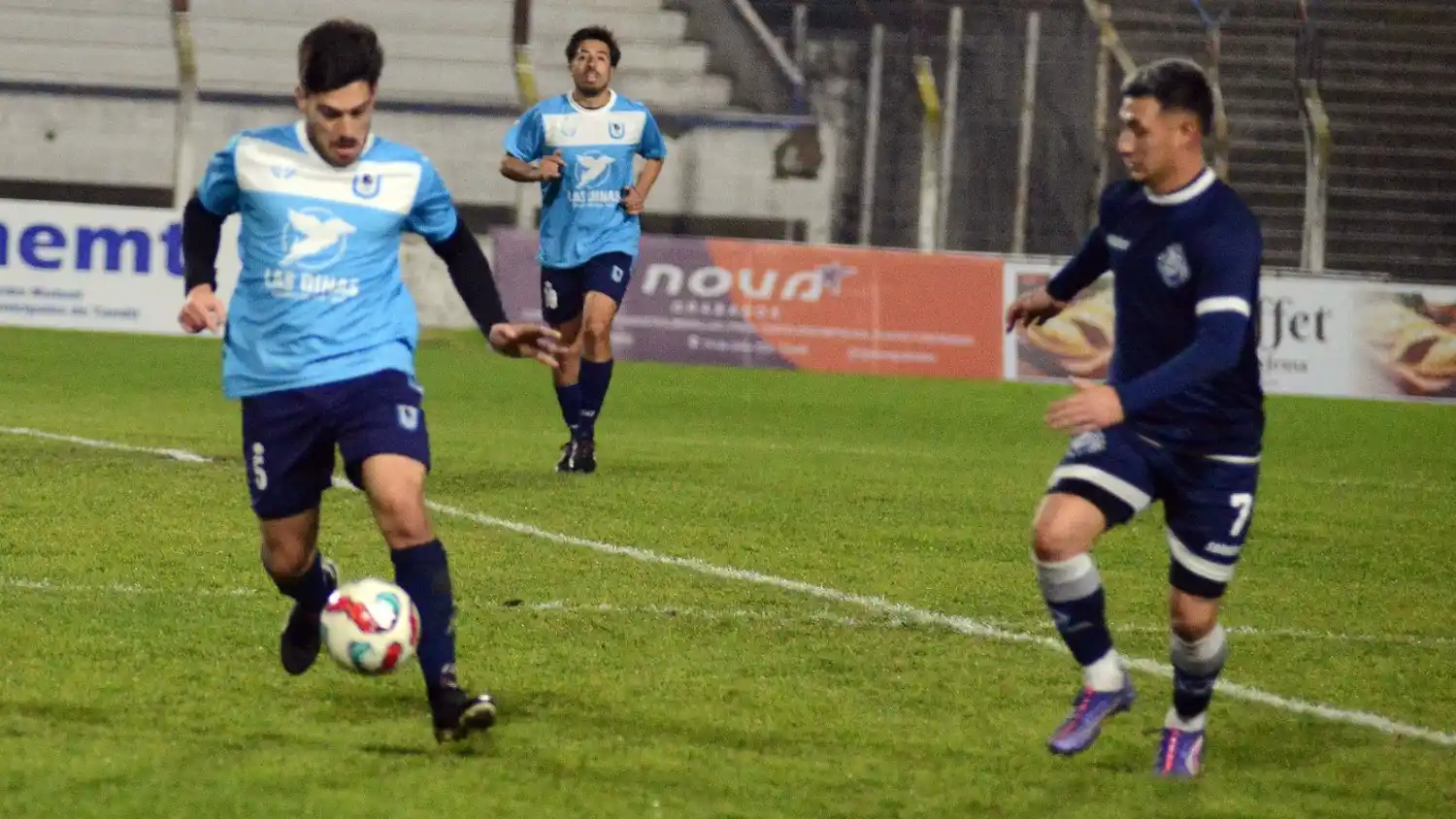 Tandil ganó en su debut.