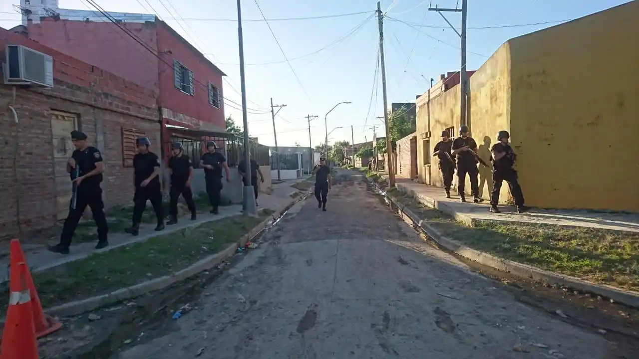 Diez detenidos en operativos de prevención en Chalet, Arenales y San Lorenzo