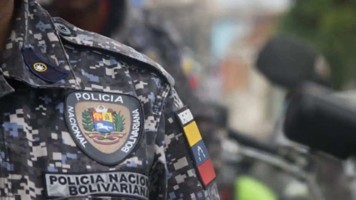 POR MANIPULAR MAL UNA SUBMETRALLADORA: supervisor de la PNB muere a manos de un compañero en Aragua