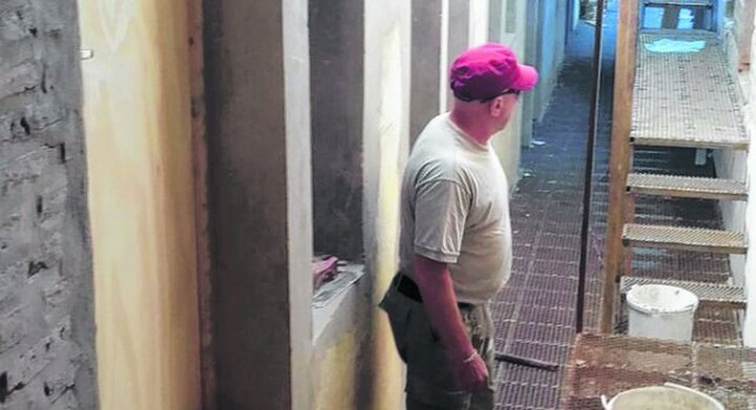 Clausuran una pensión que se construía sin permiso