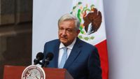 López Obrador reclamó a la DEA no "meter su cuchara" en México